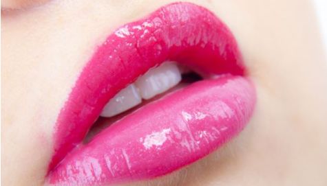 三亞維多利亞醫(yī)療美容醫(yī)院是合法的嗎？杜經緯、王文醫(yī)生詳解隆胸技術特點