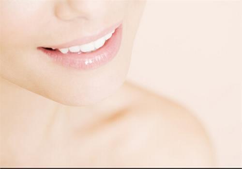 2023福州玻尿酸祛印第安紋強(qiáng)榜前10強(qiáng)的醫(yī)生(黃振銀、陳明亮、陳志明口碑風(fēng)格盤(pán)點(diǎn))