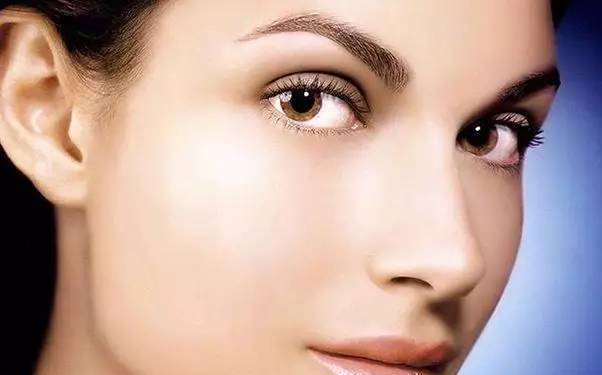 何金光鼻整形注射物取出方式及專家評價，手術醫(yī)院推薦及收費參考