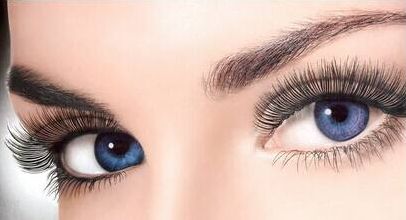 上海哪家醫(yī)院的隆鼻專家口碑好？手術(shù)費(fèi)用如何標(biāo)準(zhǔn)？