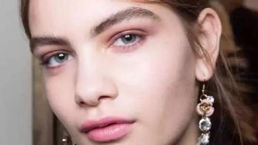 2023大連切除印第安紋排名十強(qiáng)專家(翟立杰、劉洲慰、陳倩當(dāng)?shù)刂臒衢T醫(yī)生)