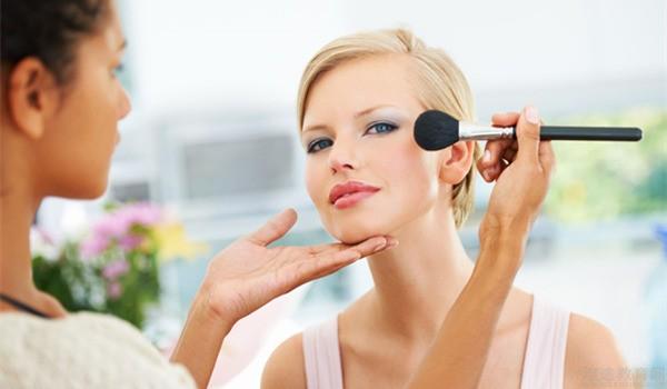 2023唐山眼細(xì)紋注射玻尿酸權(quán)威醫(yī)生排行前10強(qiáng)(杜太超、王首燕、張玲全城熱門口碑醫(yī)生推薦)