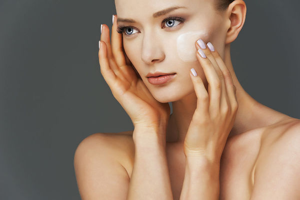 2023長春眉間紋整形醫(yī)生TOP10排行榜(韓柏宏、鄭孝勤、張春雪正規(guī)醫(yī)生實(shí)力盤點(diǎn))