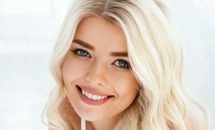 武漢哪家醫(yī)院去眼袋效果好？頂級(jí)專家?guī)湍闾暨x