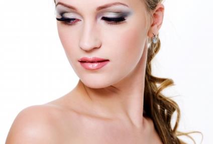 張潔醫(yī)生示范案例：明星級醫(yī)生親承價目表！揭秘武漢第三醫(yī)院驚艷雙眼皮！