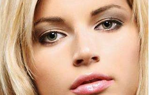 沈干醫(yī)生隆胸手術(shù)效果如何？在雙眼皮修復(fù)方面有經(jīng)驗(yàn)嗎？南京附二院有接診嗎？