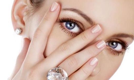 如何選擇適合自己的四川雙眼皮醫(yī)院？四川雙眼皮醫(yī)院哪家好？