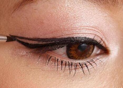 沈陽隆鼻醫(yī)生推薦！找到不二選擇，手術(shù)費用詳解！