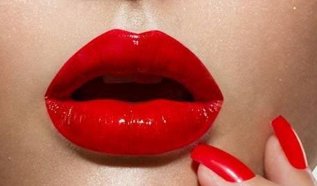 成都哪家醫(yī)院修復(fù)雙眼皮效果好？美杜莎電眼創(chuàng)始人個(gè)人資料有哪些？