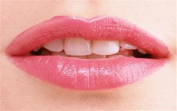 2023貴陽切除妊娠紋在榜單前十名專家(張愛蘭、陳代梅、王穎實(shí)力口碑領(lǐng)銜~)