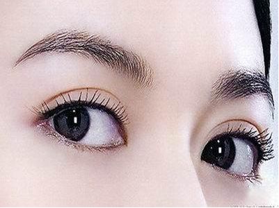 上海九院隆鼻手術(shù)價(jià)格2023年排行是怎樣的？哪個(gè)醫(yī)生推薦？有精選的手術(shù)案例嗎？