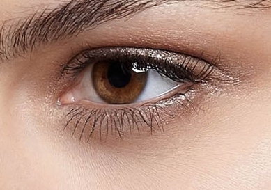 重慶天妃整形醫(yī)院，鄭荃醫(yī)生靚麗譜寫青春美肌新篇章