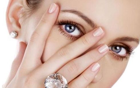 武漢做眼袋手術(shù)哪家醫(yī)院好且價(jià)格透明，術(shù)后效果顯著？