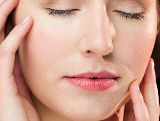 2023上海顴骨顴弓縮小醫(yī)生前十口碑榜(申槿湜、宣瑞軍、郭妤論技術(shù)、口碑、人氣等)