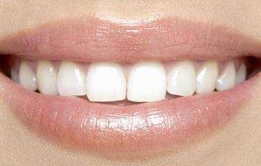 2023成都玻尿酸消除眼周紋評(píng)分前10位專家(何坤義、趙術(shù)、劉允實(shí)力杠杠的！)