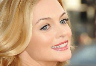 掛號(hào)有講究，看看伍尚敏醫(yī)生如何給你解決眼袋問題