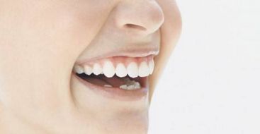 廈門(mén)歐菲醫(yī)療美容醫(yī)院擁有多位雙眼皮醫(yī)生，為您帶來(lái)完美雙眼皮