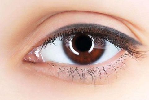 昆明藝星美容醫(yī)院專家詳解隆鼻手術(shù)前后效果對比圖，你絕對不容錯過！