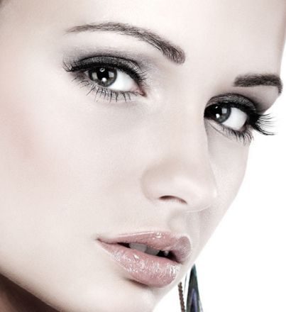 揭示深圳頂尖雙眼皮修復醫(yī)生的七大翹楚