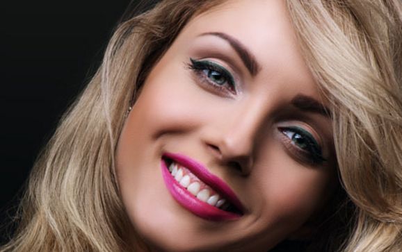 南昌獨特醫(yī)生易陽師傅為您現(xiàn)場展示雙眼皮手術神奇效果！