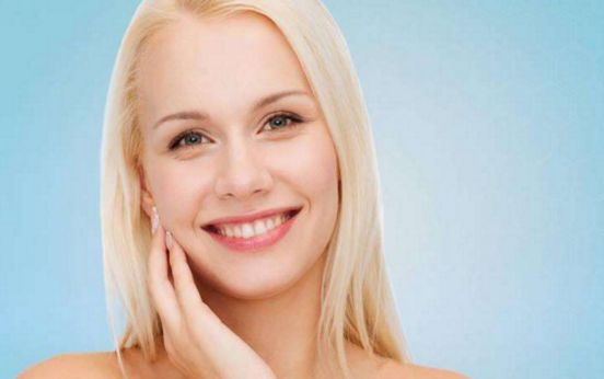 北京整形美容行業(yè)發(fā)展迅猛，眾多脂肪填充專家備受關(guān)注。你知道哪些醫(yī)生在排行榜中名列前茅嗎？