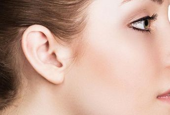 抽眼皮脂肪手術(shù)費用一覽表