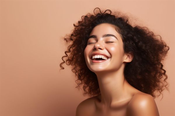 上海九院李圣利醫(yī)生帶你追隨潮流，打造完美鼻子！