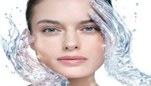 如何通過(guò)簡(jiǎn)單方法改變圓臉形狀？