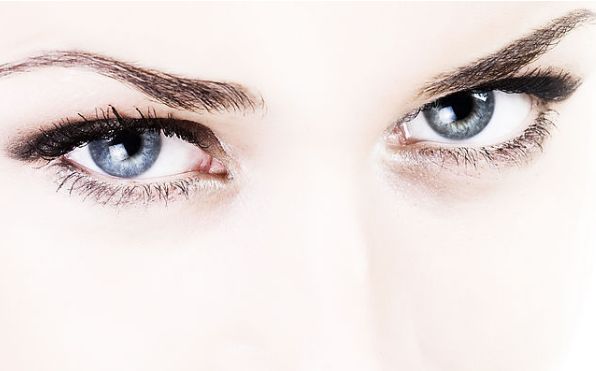 大慶油田總醫(yī)院，眼袋手術(shù)效果專業(yè)醫(yī)生推薦-親身案例分享！