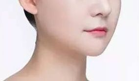 黃渭清醫(yī)生親自施術(shù)！協(xié)和整形專家詳解步驟，精彩隆胸案例揭秘！