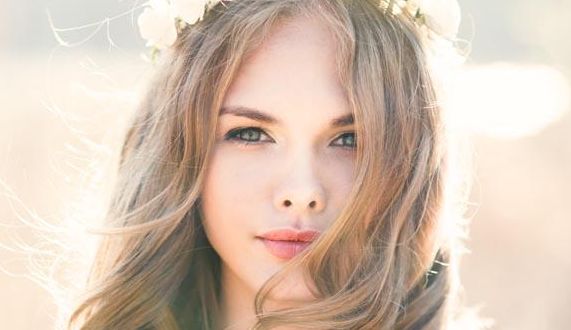 夏季安全嫩膚，彩光療程術(shù)后妝容定妝何時(shí)適宜？