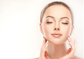 哪些醫(yī)生是成都隆鼻專(zhuān)家排名中的佼佼者？