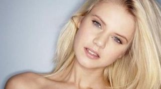 哪些醫(yī)生是北京比較好的雙眼皮整形專家？醫(yī)生背景公開看這里！