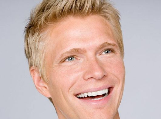 如何判斷自己是否有頰肉堆積？掌握判斷頰肉墊大臉的方法