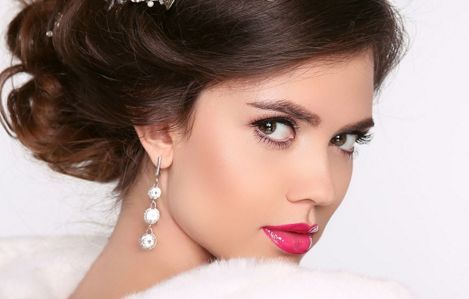 成都整形醫(yī)院哪家靠譜？東籬整形醫(yī)院評(píng)價(jià)不錯(cuò)很專業(yè)