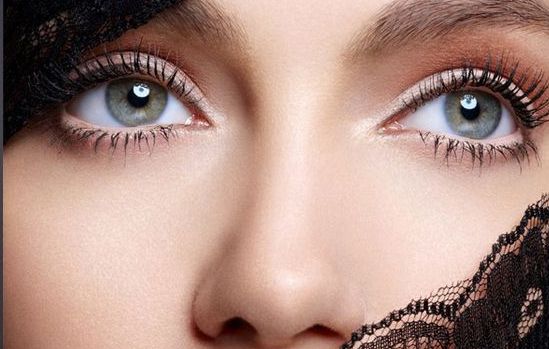 孟明星雙眼皮修復的方式及費用