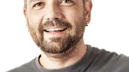 青島山大醫(yī)院眼袋手術價格優(yōu)惠，快速去除眼袋的費用