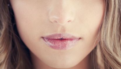 深圳某醫(yī)院的林文登醫(yī)生豐富經(jīng)驗的雙眼皮修復(fù)，成功案例多，詳細(xì)收費清單分享。