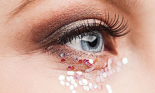 名醫(yī)院醫(yī)生技術(shù)精湛！探訪許學(xué)文醫(yī)生的高超技藝及雙眼皮整形案例分享