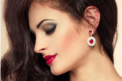 來(lái)自北京的劉風(fēng)卓醫(yī)生手術(shù)技術(shù)超群，讓您輕松擁有雙眼皮