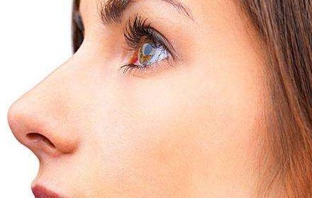 鄭州哪家醫(yī)院在隆胸手術方面有著不俗的實力？排行榜揭曉！