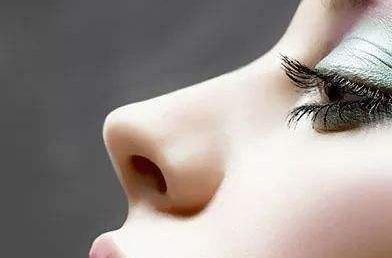 郴州晏丹醫(yī)生如何進行雙眼皮手術(shù)？真實案例分享！