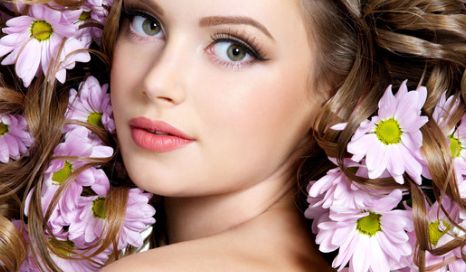 【特邀名醫(yī)】成都醫(yī)美專家鄧東偉：蜻蜓點水般的鼻繡藝術(shù)，展現(xiàn)獨特魅力