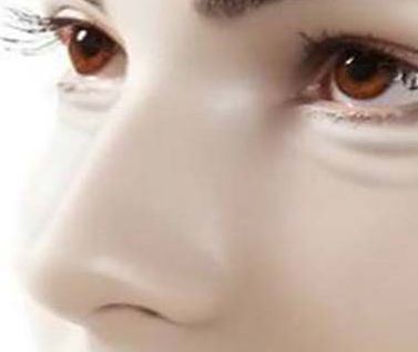 豐富你的眼妝魅力！探索不同紋眼線技巧！