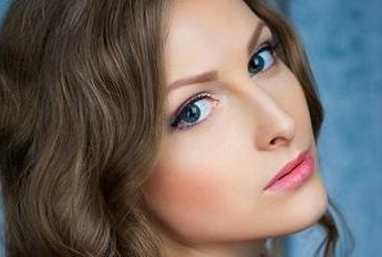 上海九院鼻王解析！醫(yī)生簡(jiǎn)介與真人隆鼻效果圖揭秘！