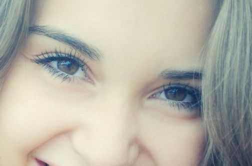 協(xié)和醫(yī)院醫(yī)生黃久佐教授依靠豐富經(jīng)驗(yàn)打造完美面部：玻尿酸注射效果及實(shí)例揭秘！