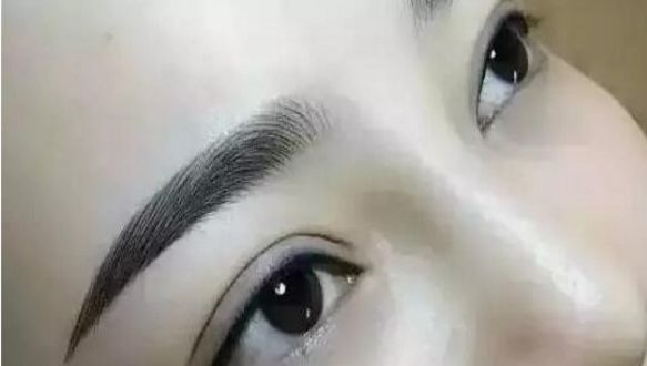 北京鄭永生，在整形手術(shù)方面專攻鼻部，為您帶來(lái)完美鼻子的藝術(shù)創(chuàng)作