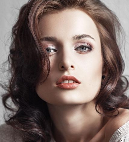 眼部除皺：探討玻尿酸的神奇之處及品牌推薦