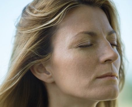 尋找黃岐醫(yī)院牙科明星醫(yī)生？種植牙術(shù)技術(shù)精湛？了解收費(fèi)標(biāo)準(zhǔn)走進(jìn)黃岐醫(yī)院+？