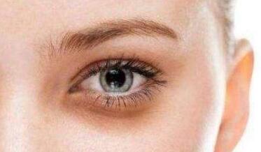 開內(nèi)眼角會不會留下明顯疤痕？如何有效消除內(nèi)眼角疤痕？